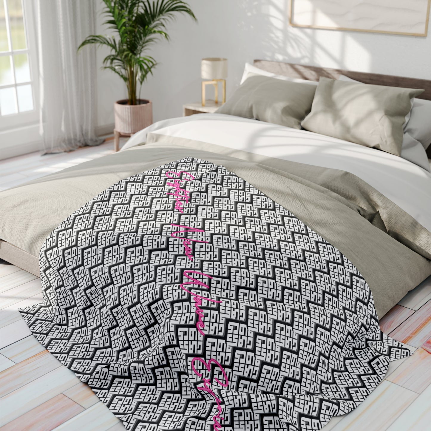 B+W Block Logo New Wave Arctic Fleece Blanket